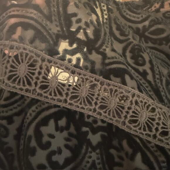 Womens Black Velvet Burnout Mini Dress Small Whimsigoth Dark Fairy Grunge Vamp - Picture 9 of 12